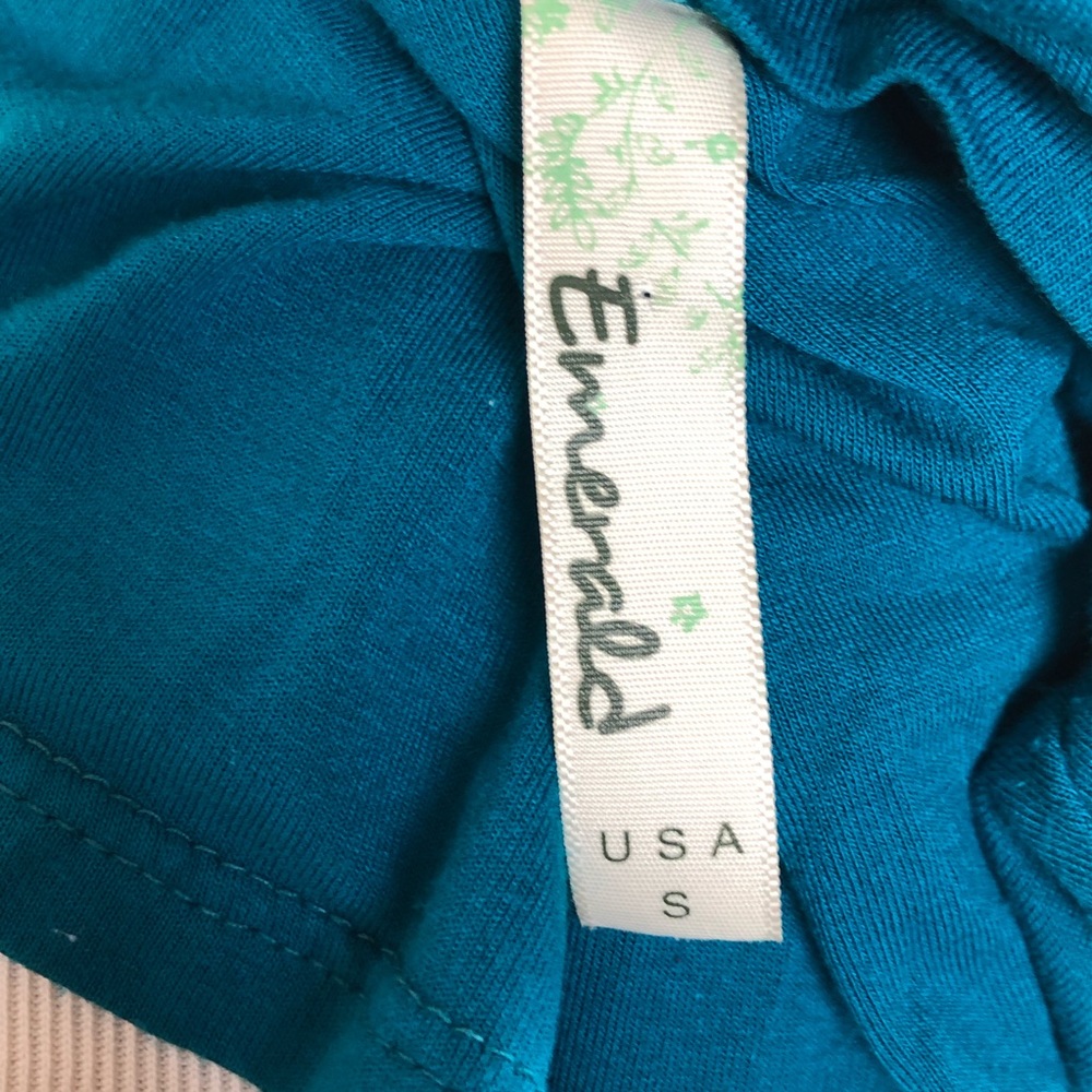 Emerald Button Detail Long Sleeve Tee Size Small - Picture 5 of 6